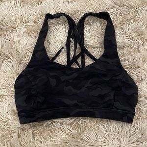Lululemon Energy Bra Size 2 Heritage 365 Camo Deep Coal Multi